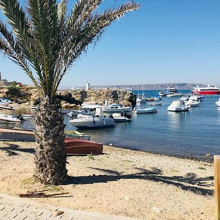 70 Sqm Apartment With Seaview In Arenales Del Sol. Exterior photo